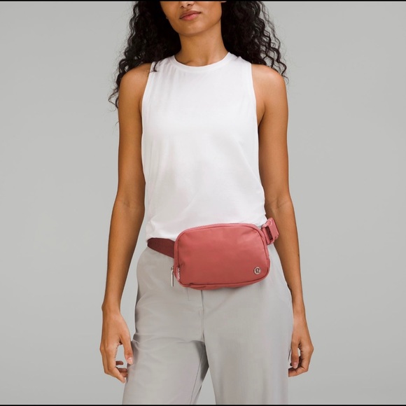 🍋Lululemon Everywhere Belt Bag, NWT - Picture 6 of 11
